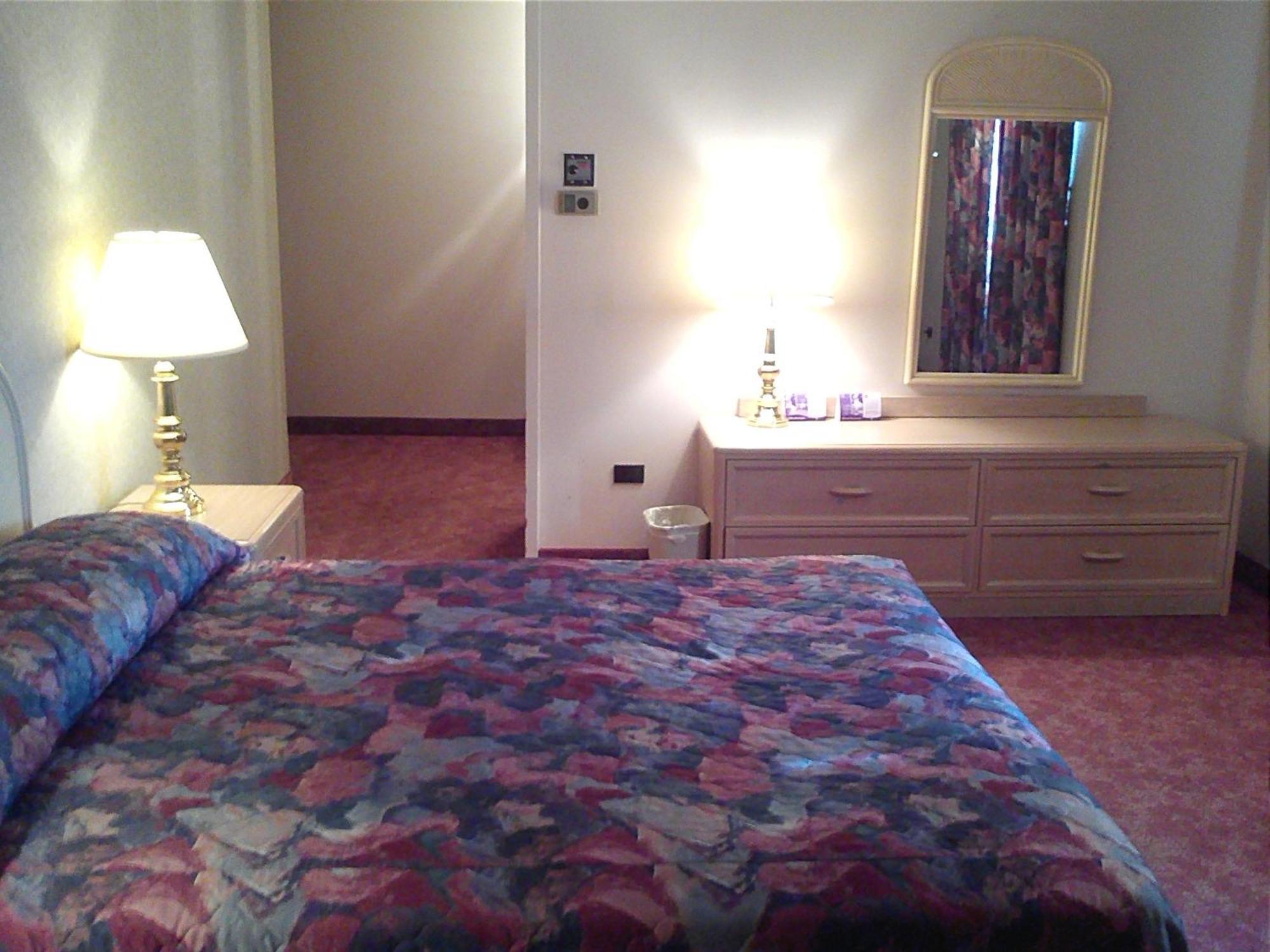 Empire Inn Brandon Dış mekan fotoğraf