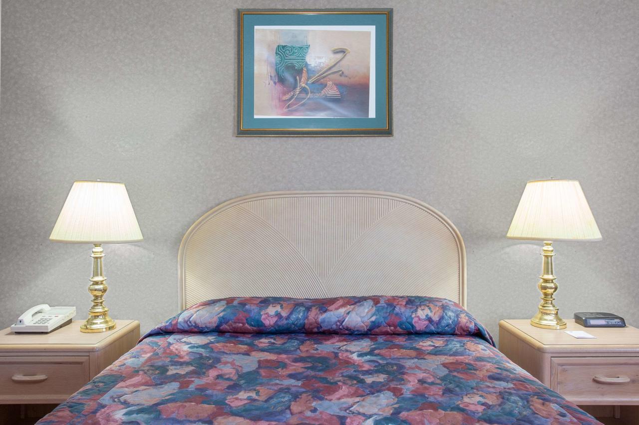 Empire Inn Brandon Dış mekan fotoğraf