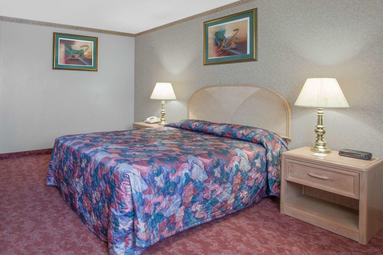 Empire Inn Brandon Dış mekan fotoğraf
