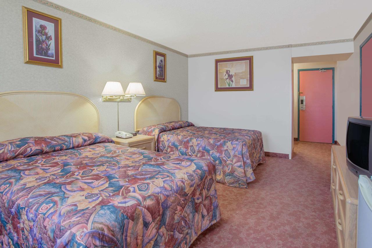 Empire Inn Brandon Dış mekan fotoğraf